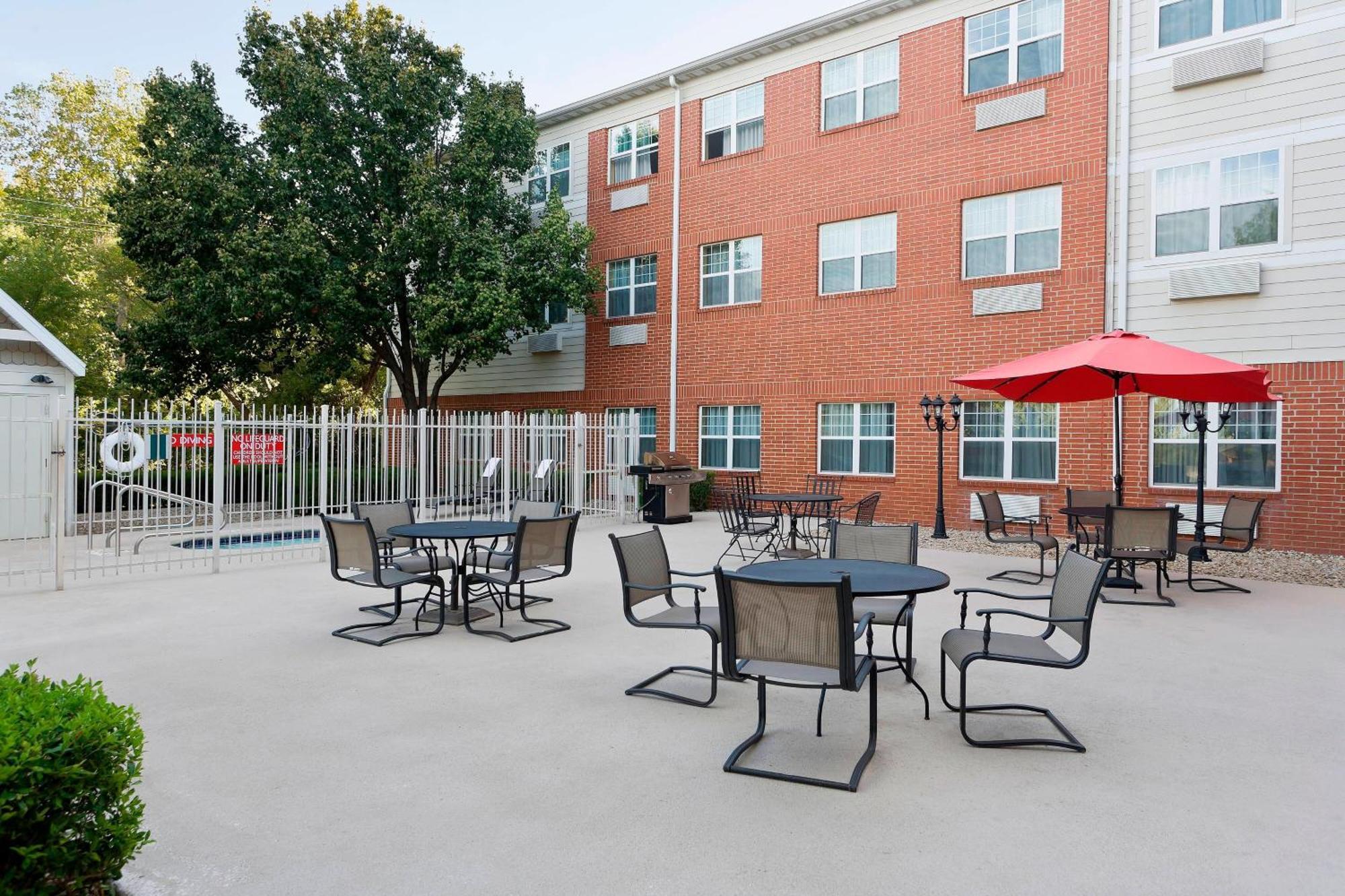 Towneplace Suites By Marriott Dallas Bedford Exteriör bild