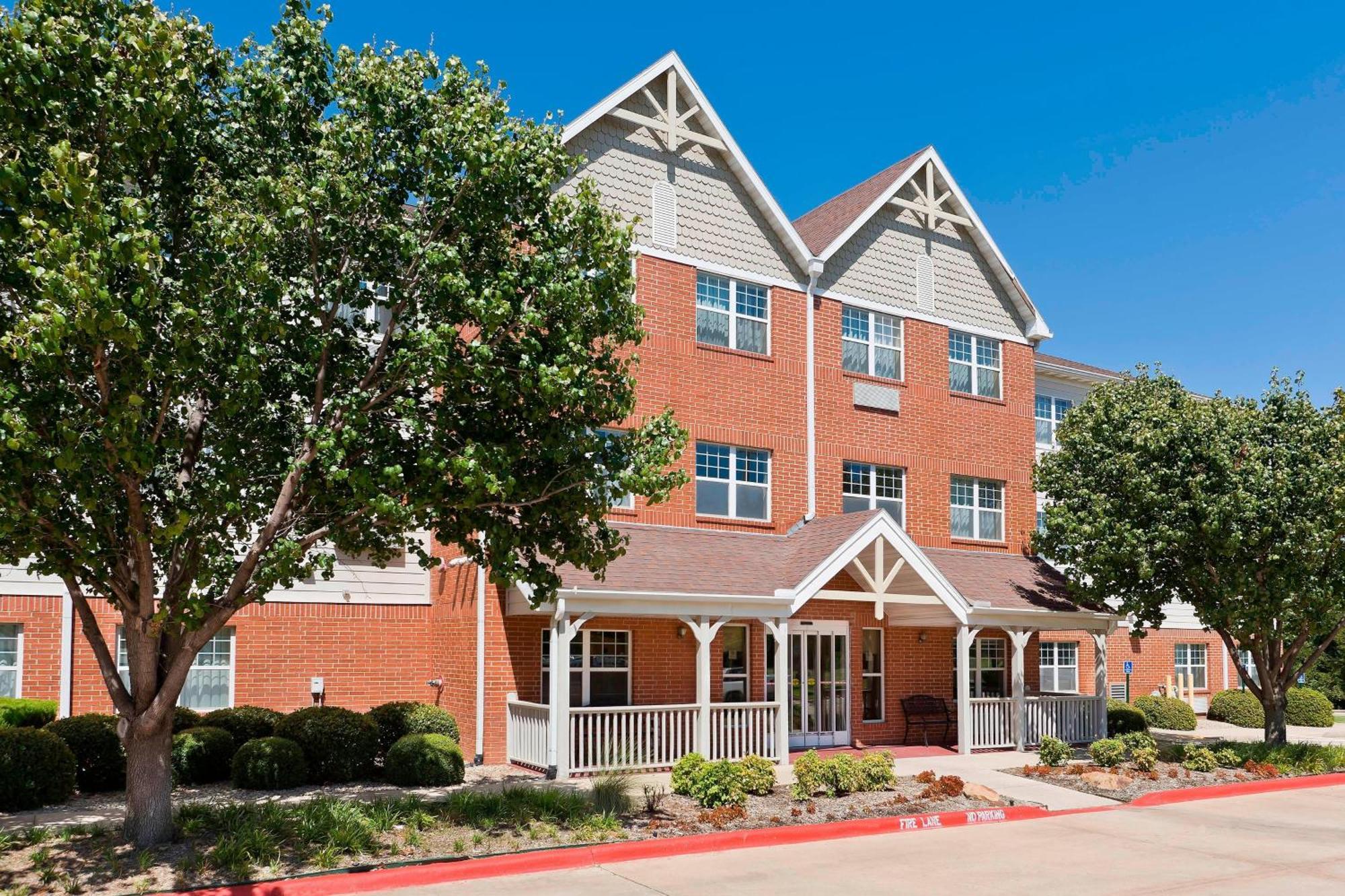 Towneplace Suites By Marriott Dallas Bedford Exteriör bild
